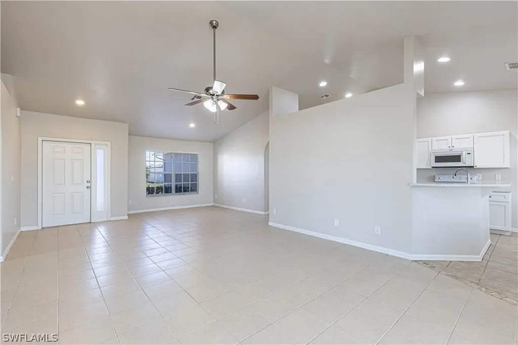 1704 NW 11th Court Cape Coral FL 33993