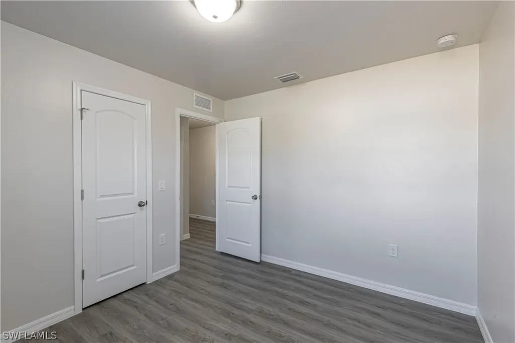 2824 NW 21st Place Cape Coral FL 33993