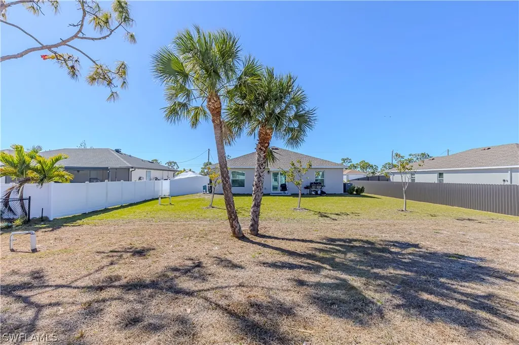 2824 NW 21st Place Cape Coral FL 33993