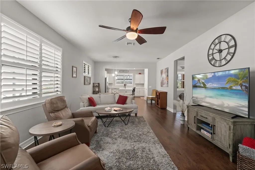 7202 Wilton Drive Naples FL 34109