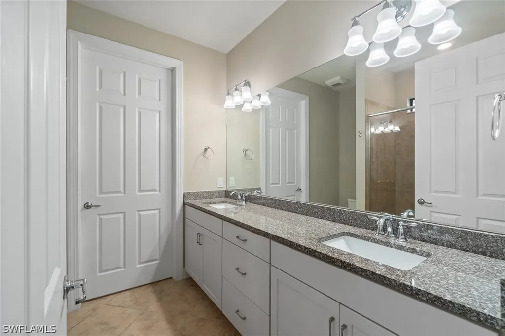 7202 Wilton Drive Naples FL 34109