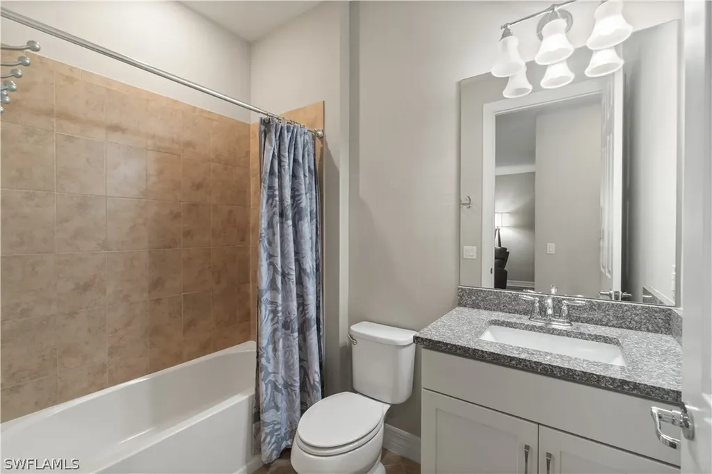 7202 Wilton Drive Naples FL 34109