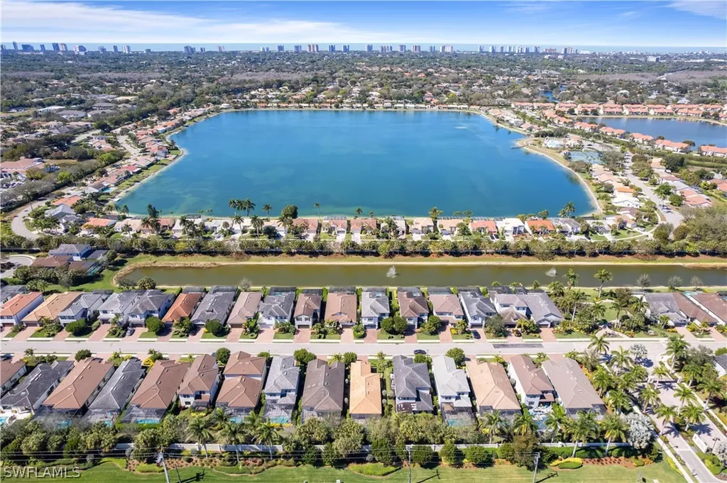 7202 Wilton Drive Naples FL 34109