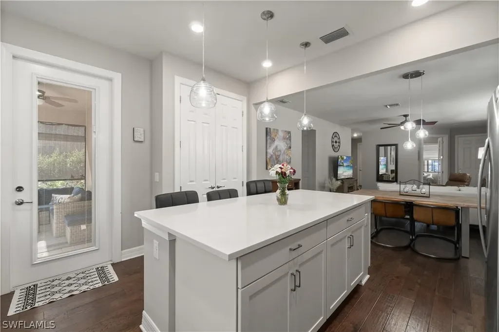 7202 Wilton Drive Naples FL 34109