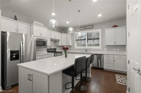 7202 Wilton Drive Naples FL 34109