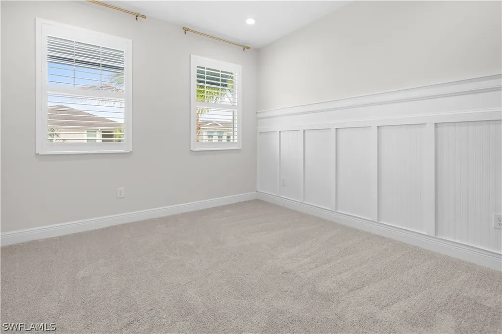 6947 Avalon Circle Naples FL 34112