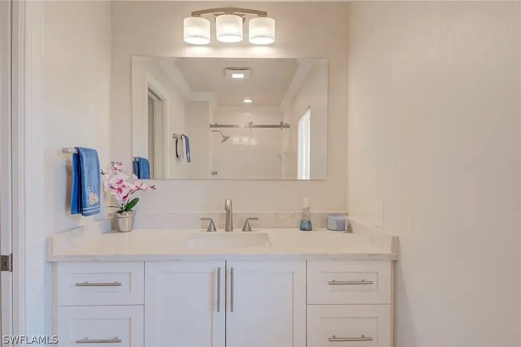 3320 Riviera Lakes Court Bonita Springs FL 34134