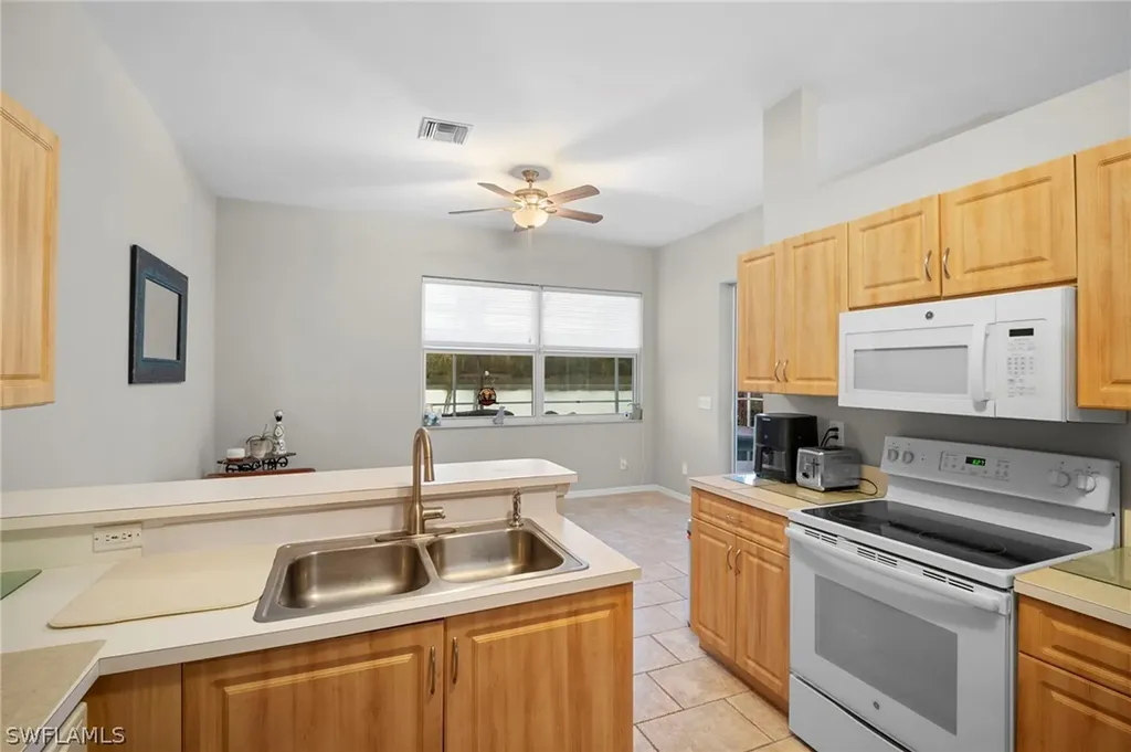 3381 Mystic River Drive Naples FL 34120