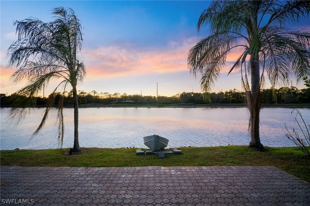 3381 Mystic River Drive Naples FL 34120