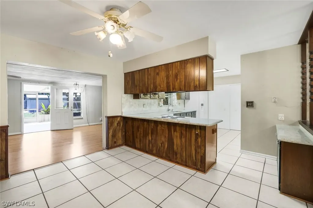 5290 Cypress Lane Naples FL 34113
