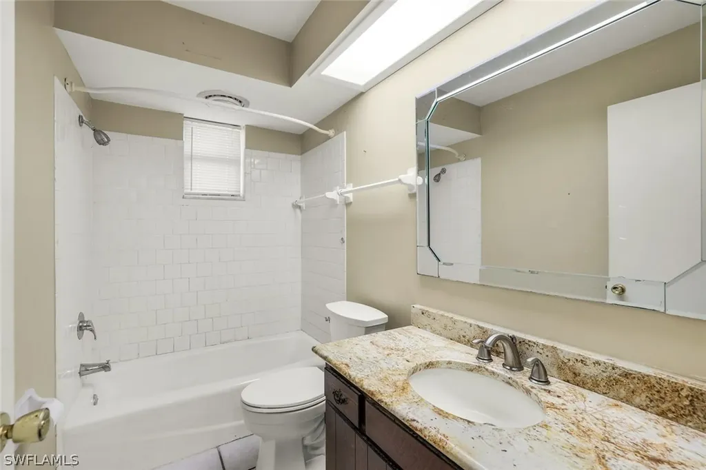 5290 Cypress Lane Naples FL 34113