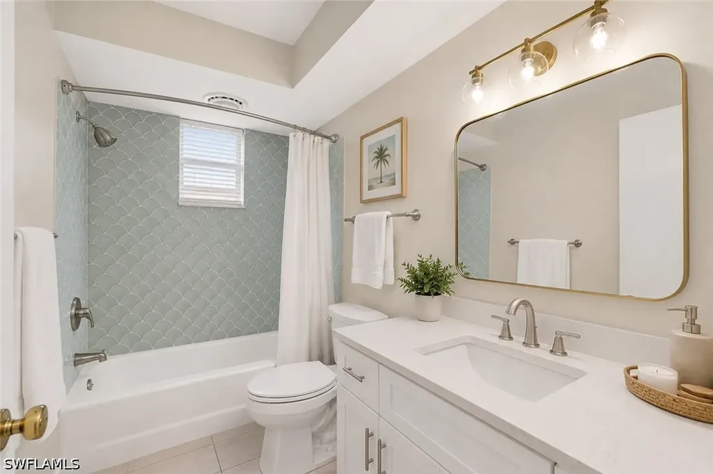 5290 Cypress Lane Naples FL 34113