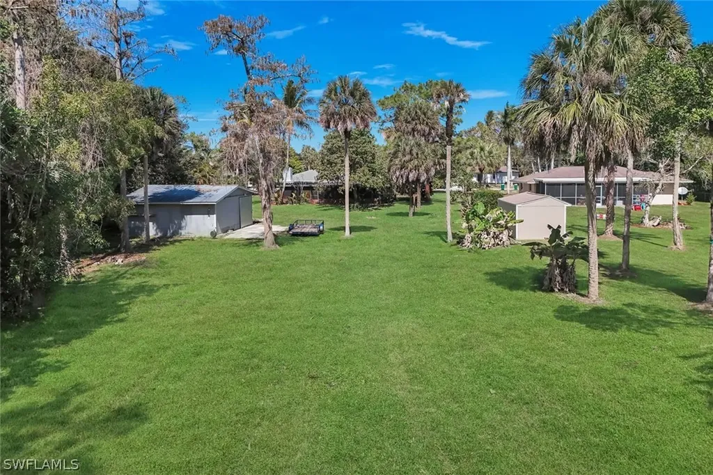 5290 Cypress Lane Naples FL 34113
