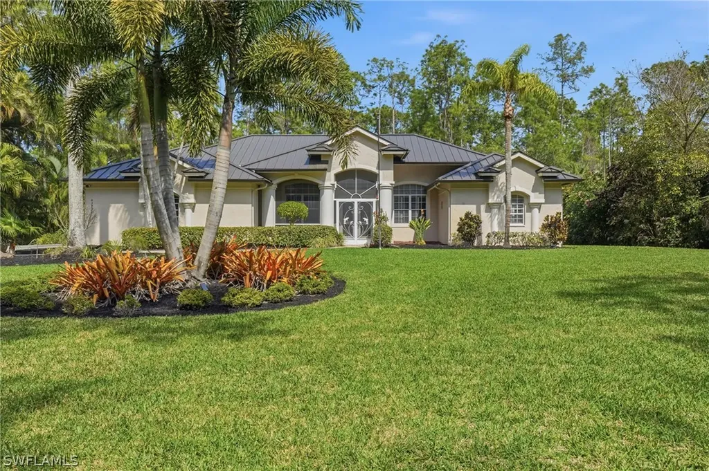 4241 7th Avenue NW Naples FL 34119