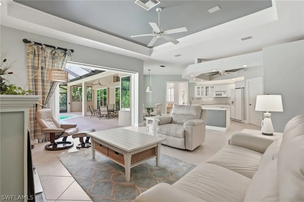 4241 7th Avenue NW Naples FL 34119