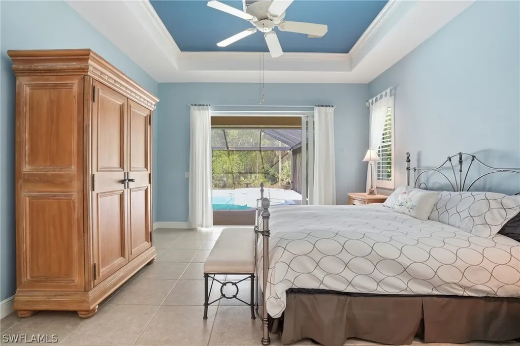 4241 7th Avenue NW Naples FL 34119