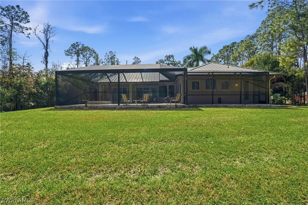 4241 7th Avenue NW Naples FL 34119