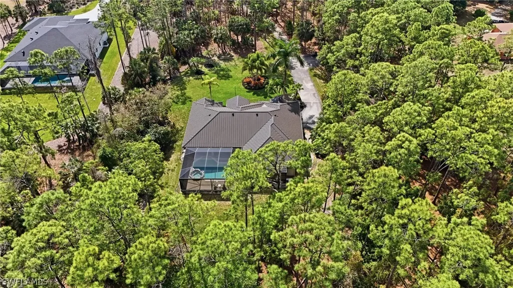 4241 7th Avenue NW Naples FL 34119
