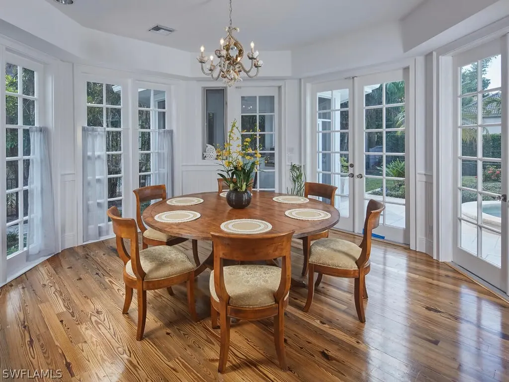2750 Treasure Lane Naples FL 34102