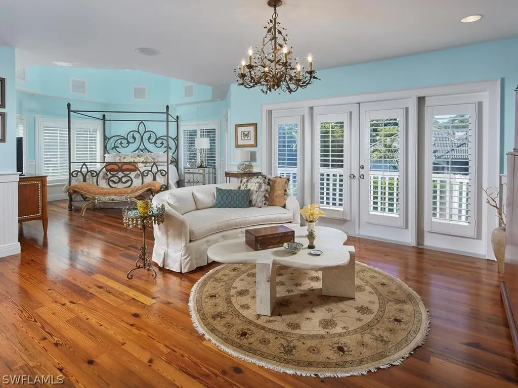 2750 Treasure Lane Naples FL 34102
