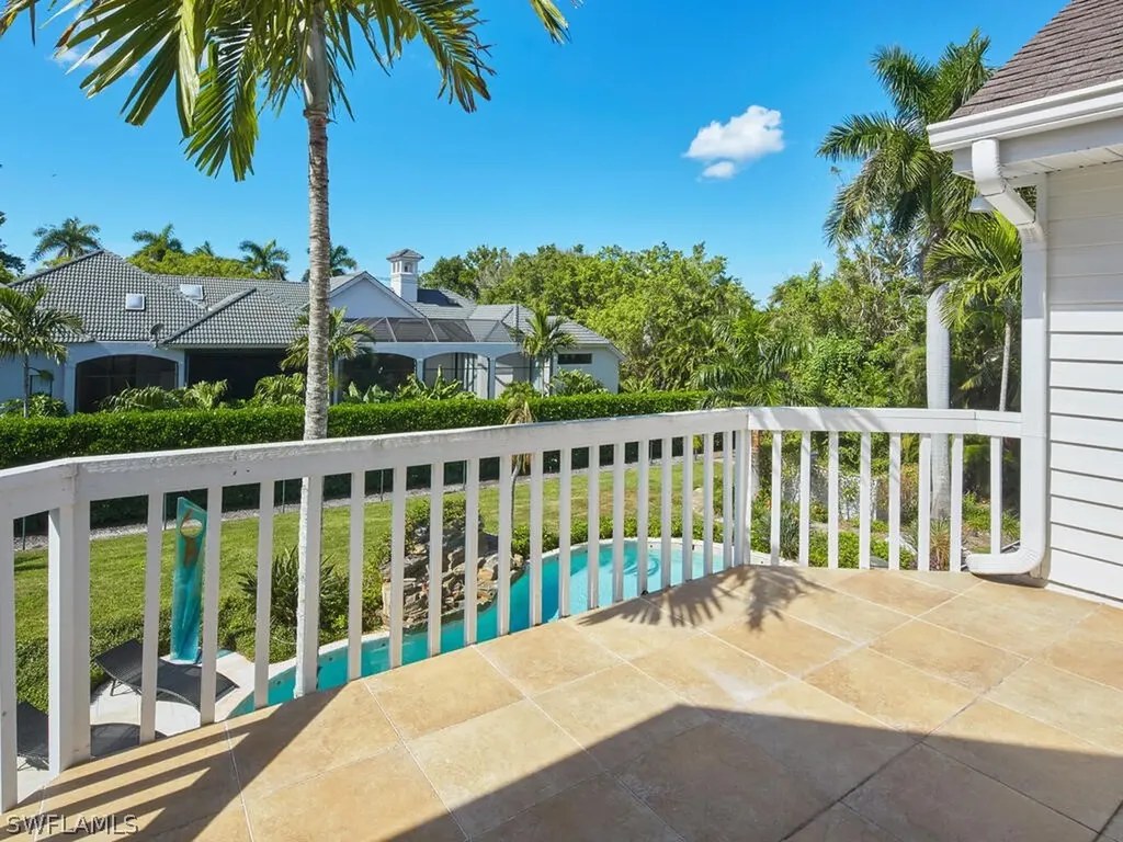 2750 Treasure Lane Naples FL 34102