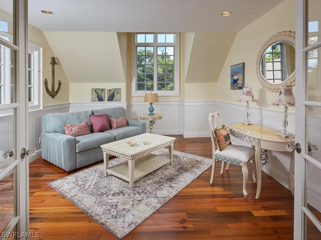 2750 Treasure Lane Naples FL 34102