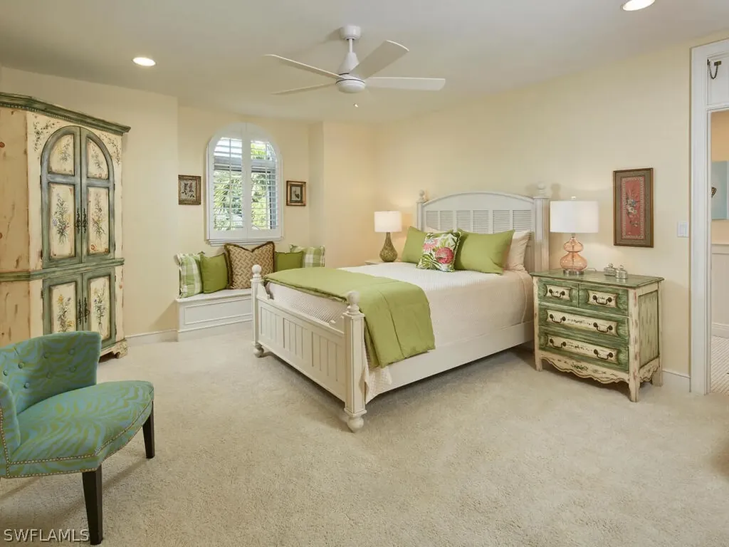 2750 Treasure Lane Naples FL 34102