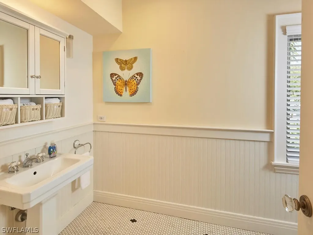 2750 Treasure Lane Naples FL 34102