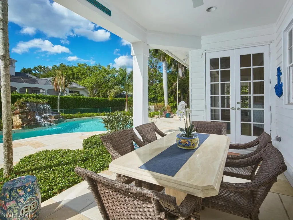 2750 Treasure Lane Naples FL 34102