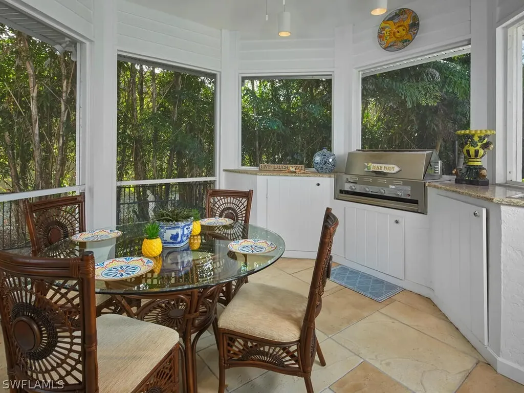 2750 Treasure Lane Naples FL 34102