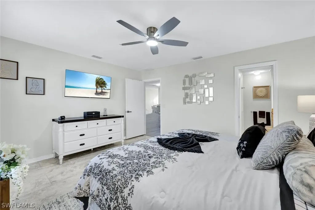 1599 Trafalgar Lane Naples FL 34116