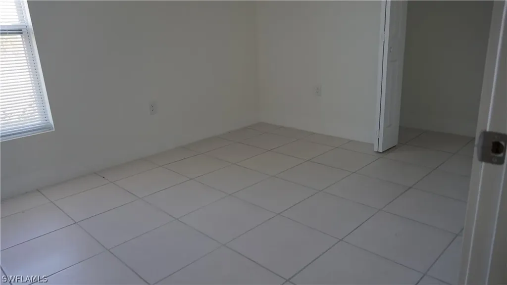 3918 NW 40th Terrace Cape Coral FL 33993