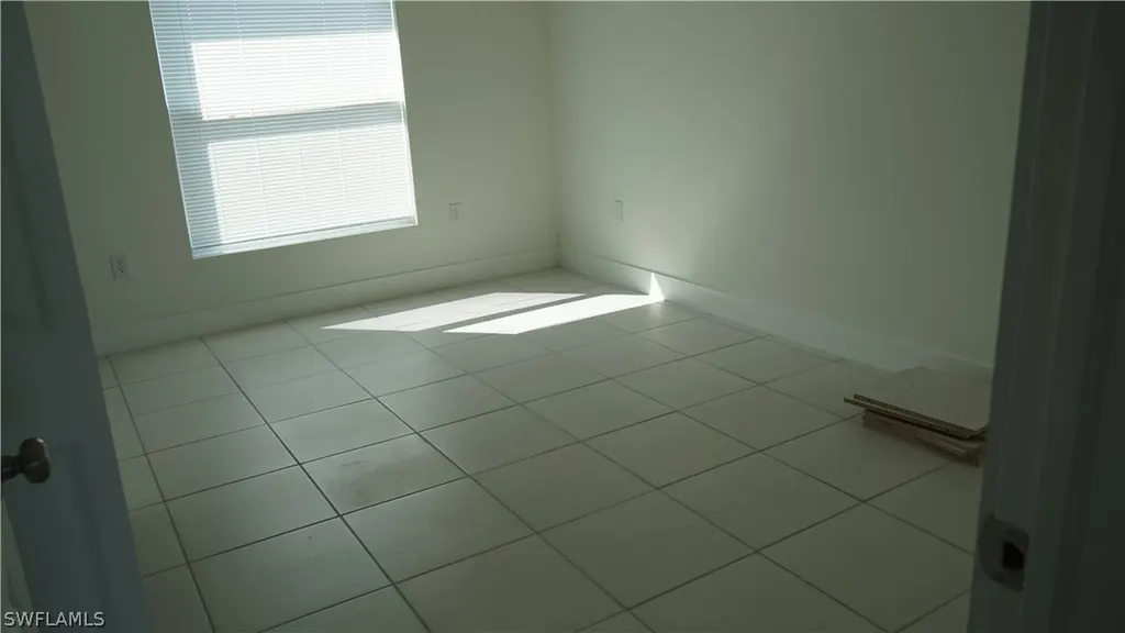 3918 NW 40th Terrace Cape Coral FL 33993