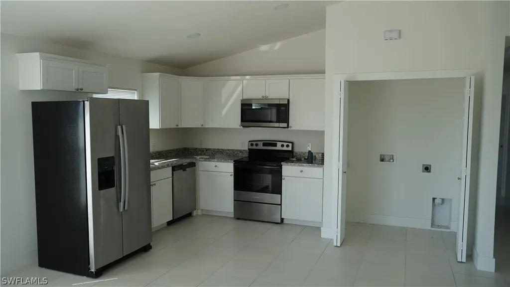 3918 NW 40th Terrace Cape Coral FL 33993