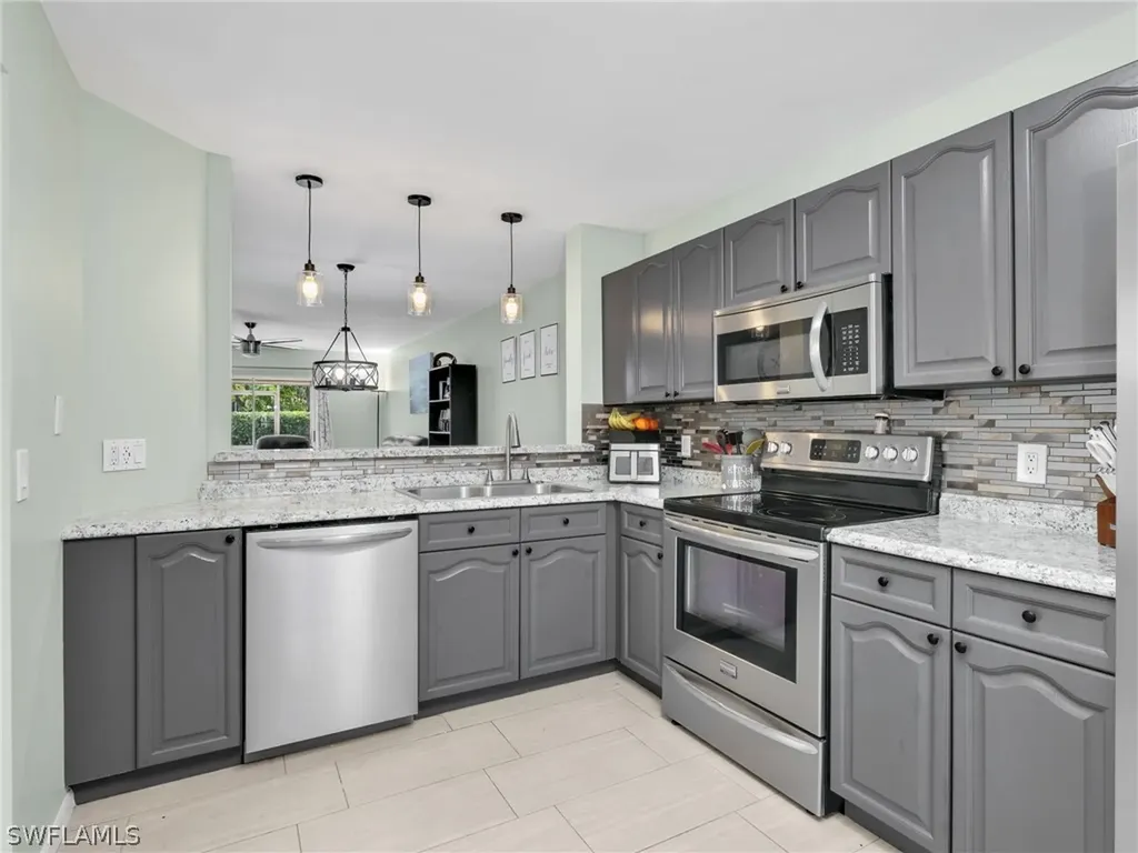 7749 Jewel Lane Naples FL 34109