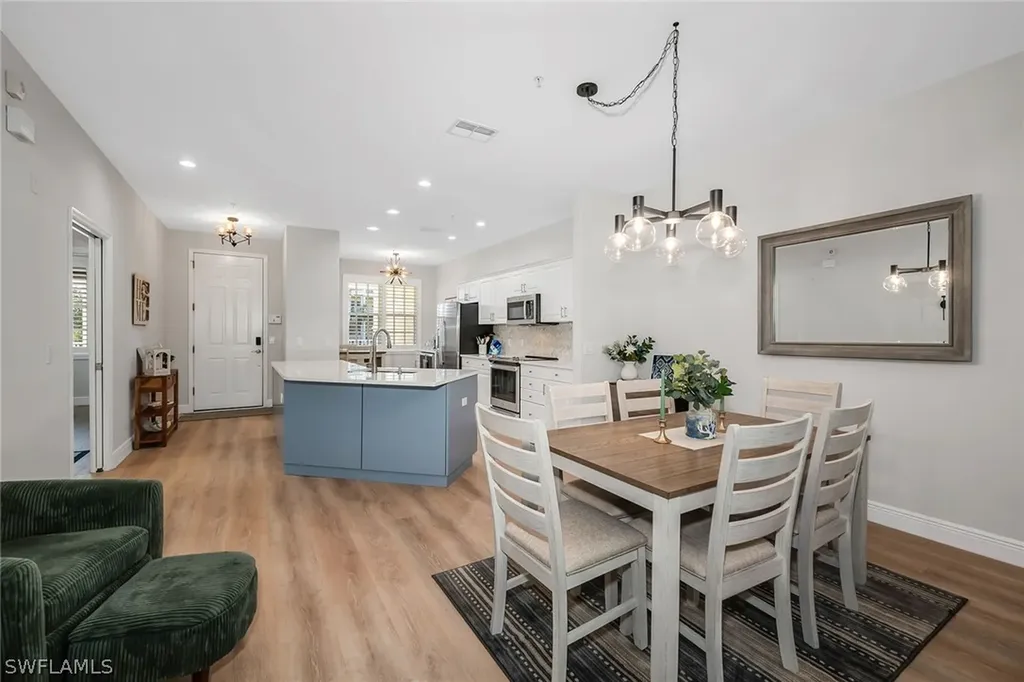 4843 Hampshire Court Naples FL 34112