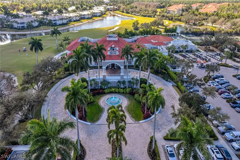 4843 Hampshire Court Naples FL 34112