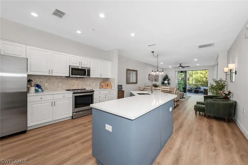 4843 Hampshire Court Naples FL 34112