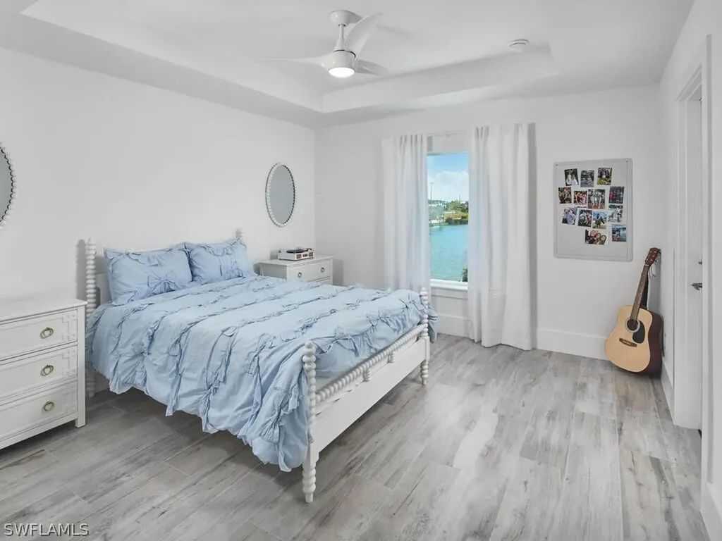 1448 10th Street N Naples FL 34102