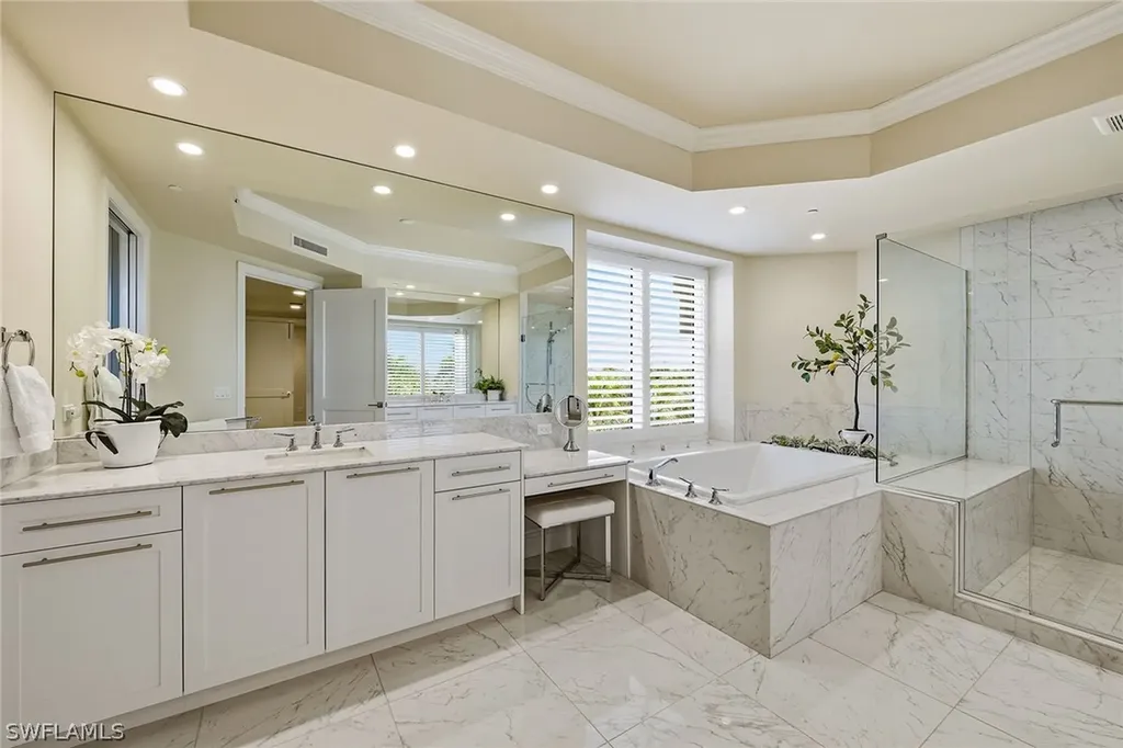 13665 Vanderbilt Drive Naples FL 34110