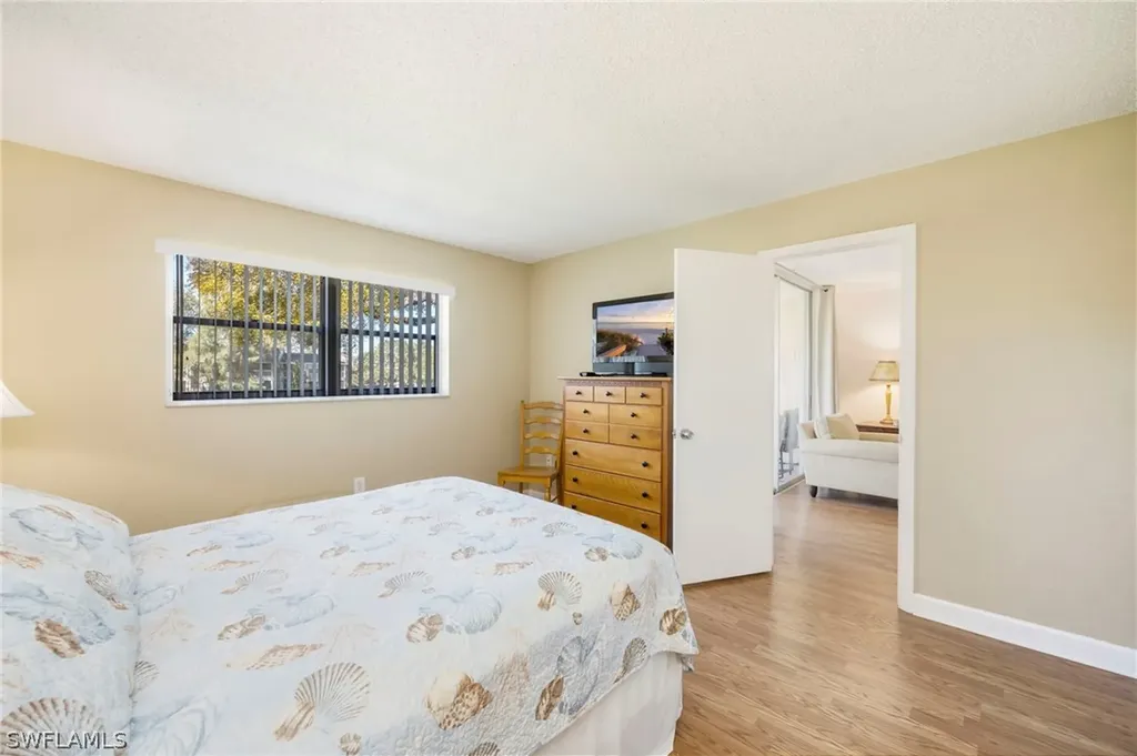 180 Turtle Lake Court Naples FL 34105