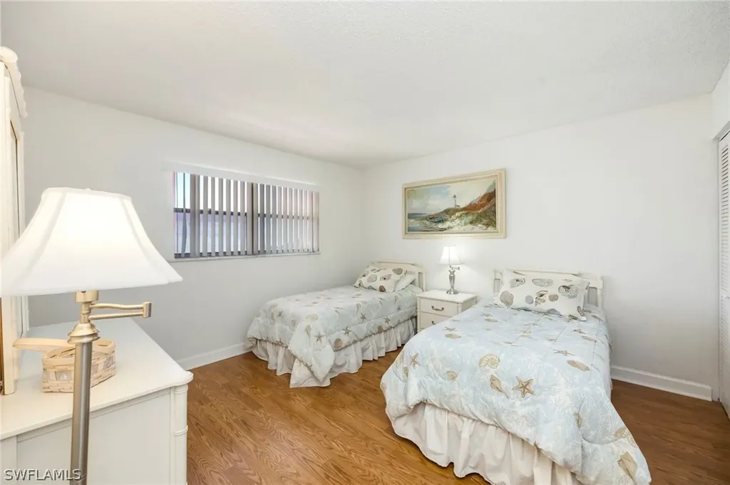 180 Turtle Lake Court Naples FL 34105