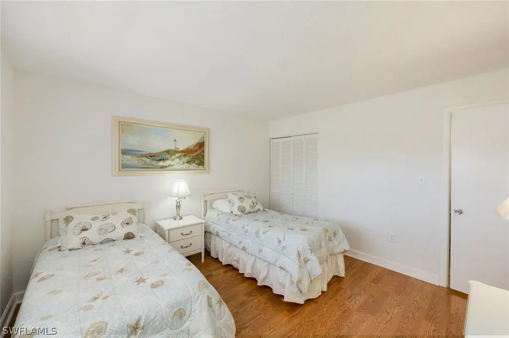 180 Turtle Lake Court Naples FL 34105
