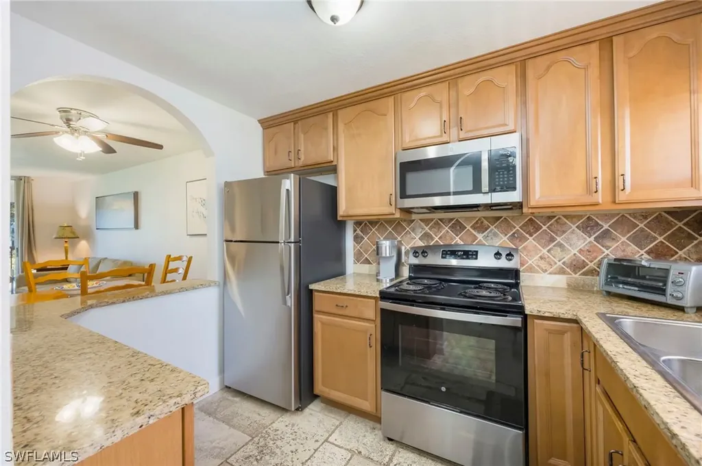 180 Turtle Lake Court Naples FL 34105