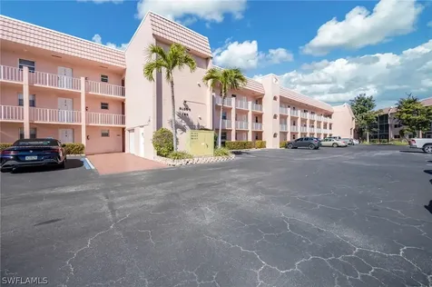 180 Turtle Lake Court Naples FL 34105