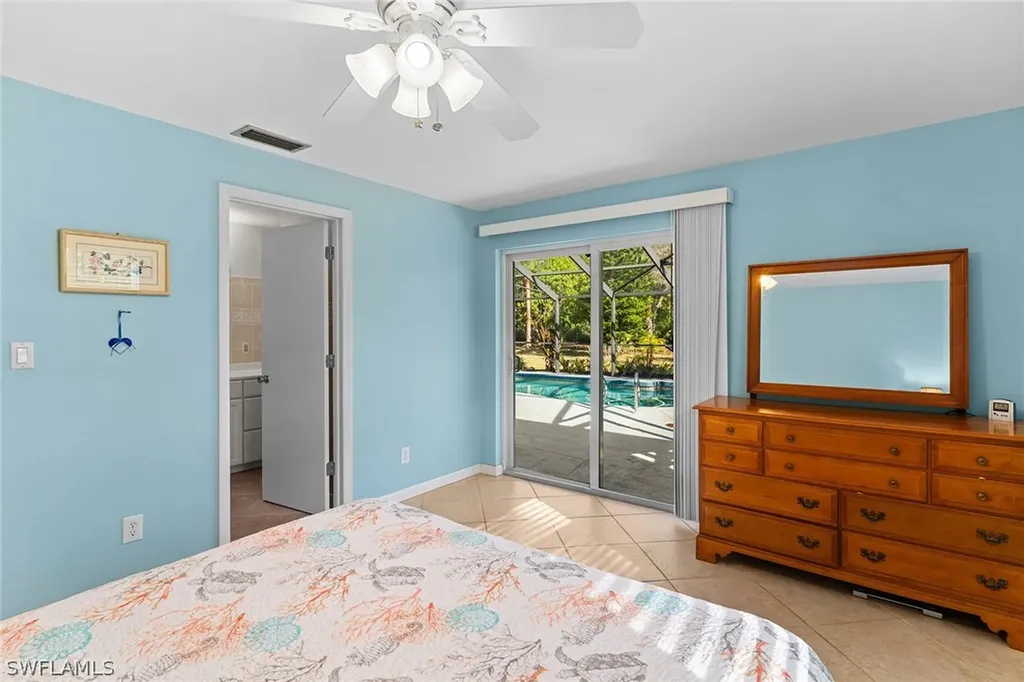 3675 1st Avenue NW Naples FL 34120