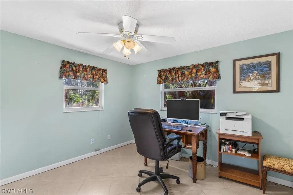3675 1st Avenue NW Naples FL 34120