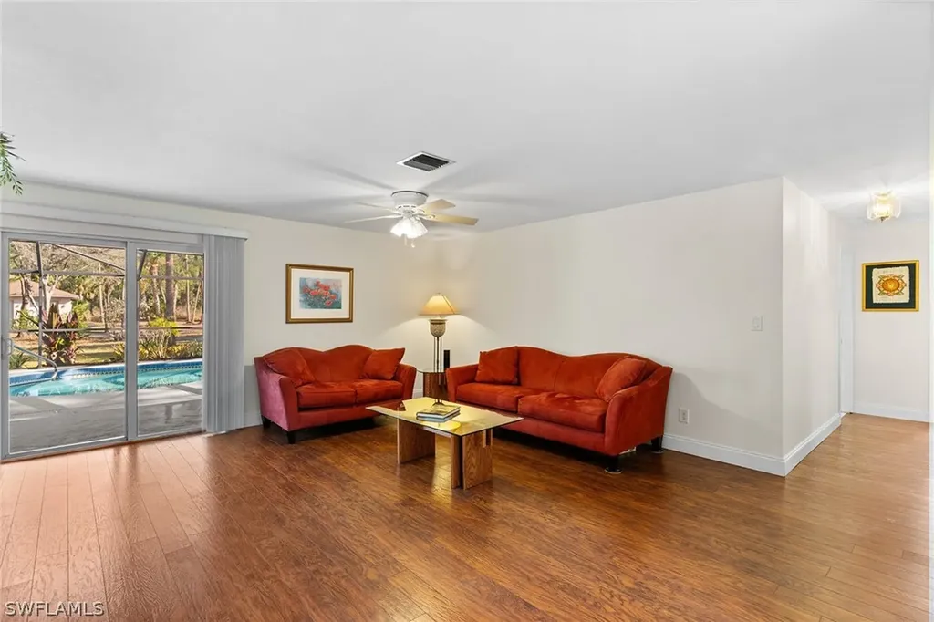 3675 1st Avenue NW Naples FL 34120