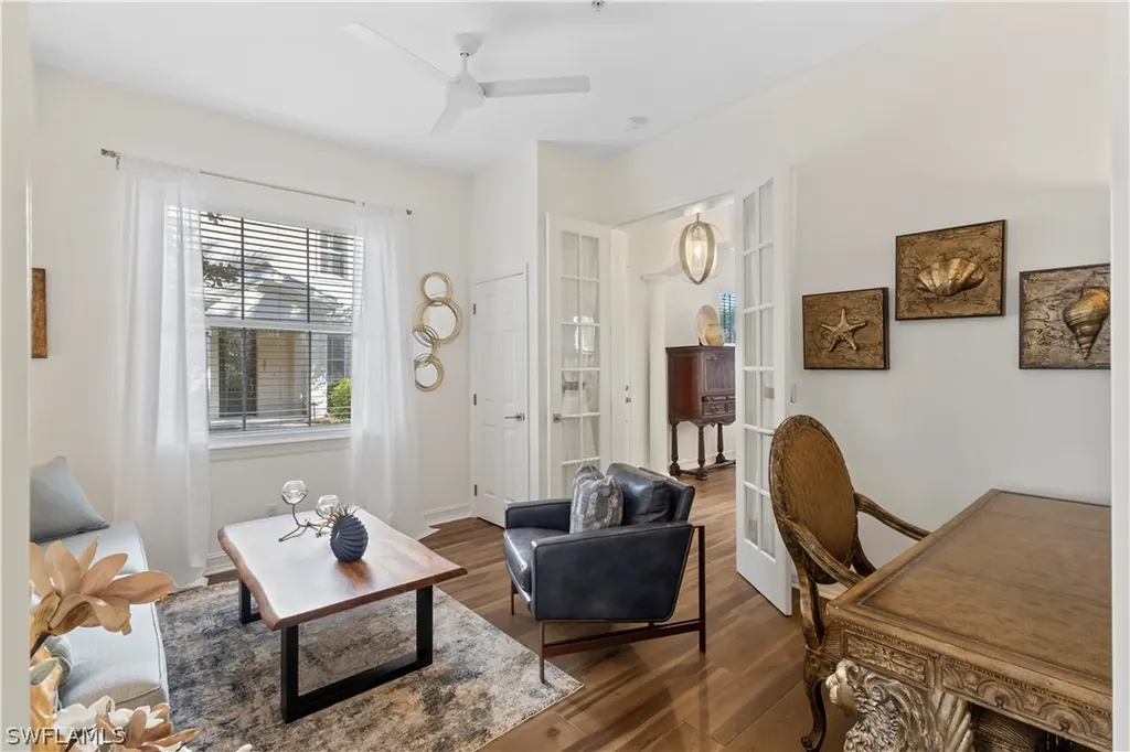2834 Tiburon Boulevard E Naples FL 34109