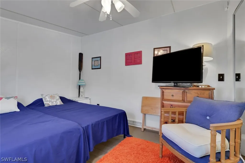 143 Moorhead Manor Naples FL 34112